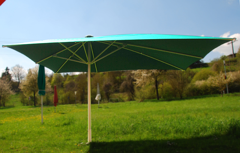 Sonnenschirme nach Maß | Schirmbezüge neu bespannen